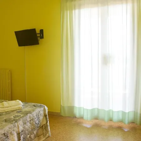 호텔 Casa Per Ferie Nostra Signora Tonfano 마리아나디피에트라산타