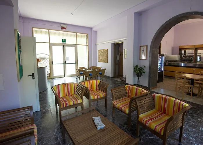 Casa Per Ferie Nostra Signora Tonfano 호텔 마리아나디피에트라산타