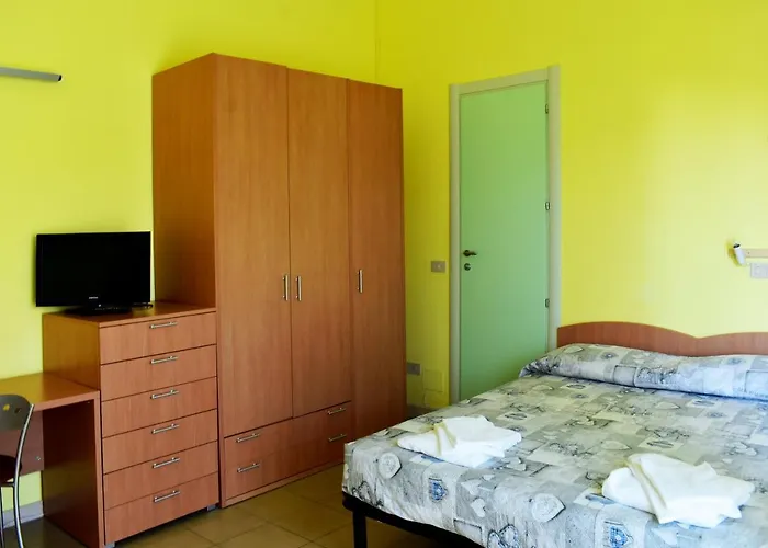 Casa Per Ferie Nostra Signora Tonfano Hotel *