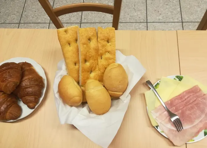 Casa Per Ferie Nostra Signora Tonfano Hotel *